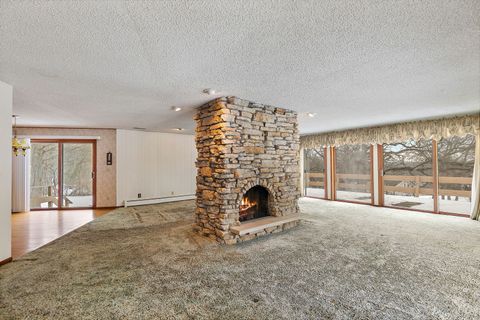 Tiny photo for 1040 Beau Brummel Court, Sleepy Hollow, IL 60118 (MLS # 12560292)