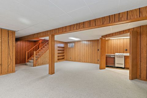 Tiny photo for 1040 Beau Brummel Court, Sleepy Hollow, IL 60118 (MLS # 12560292)