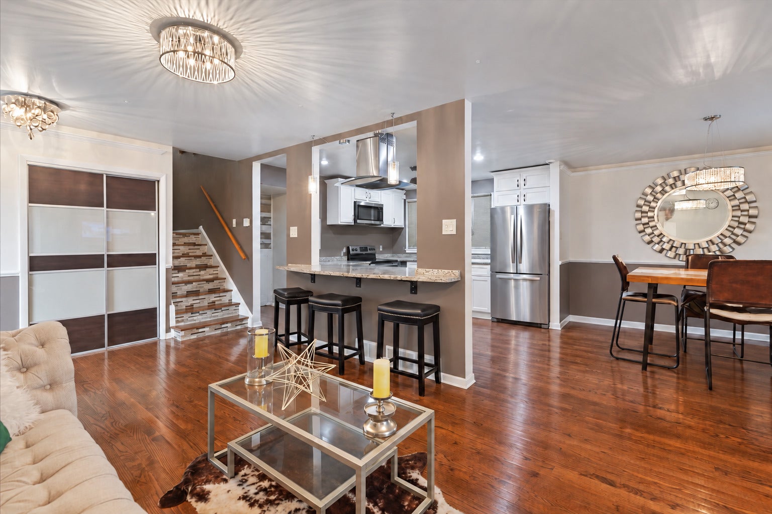 14110 S Bensley Avenue - Photo 3