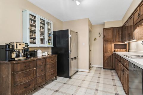 Tiny photo for 411 Pine Manor Drive, Wilmette, IL 60091 (MLS # 12592849)