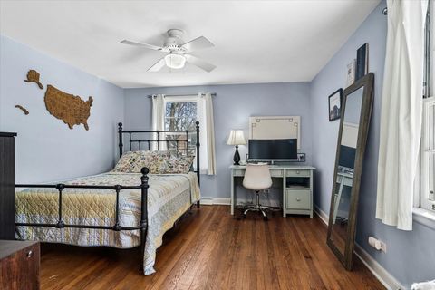 Tiny photo for 411 Pine Manor Drive, Wilmette, IL 60091 (MLS # 12592849)