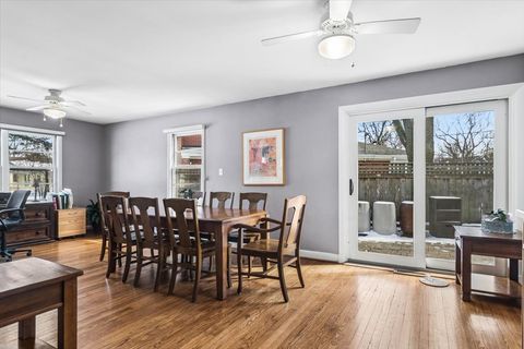 Tiny photo for 411 Pine Manor Drive, Wilmette, IL 60091 (MLS # 12592849)