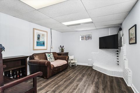 Tiny photo for 411 Pine Manor Drive, Wilmette, IL 60091 (MLS # 12592849)