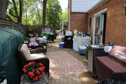 Tiny photo for 411 Pine Manor Drive, Wilmette, IL 60091 (MLS # 12592849)