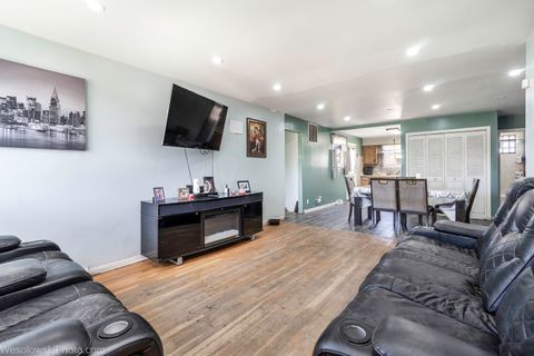 Tiny photo for Oak Forest, IL 60452 (MLS # 12591171)