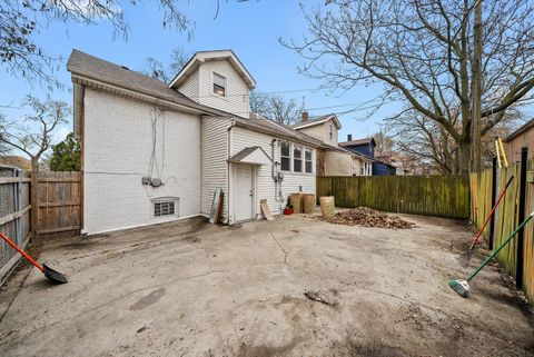 Tiny photo for 8100 S Houston Avenue, Chicago, IL 60617 (MLS # 12407376)