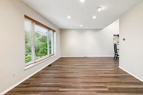 Tiny photo for 1332 Giese Road, Batavia, IL 60510 (MLS # 12497724)