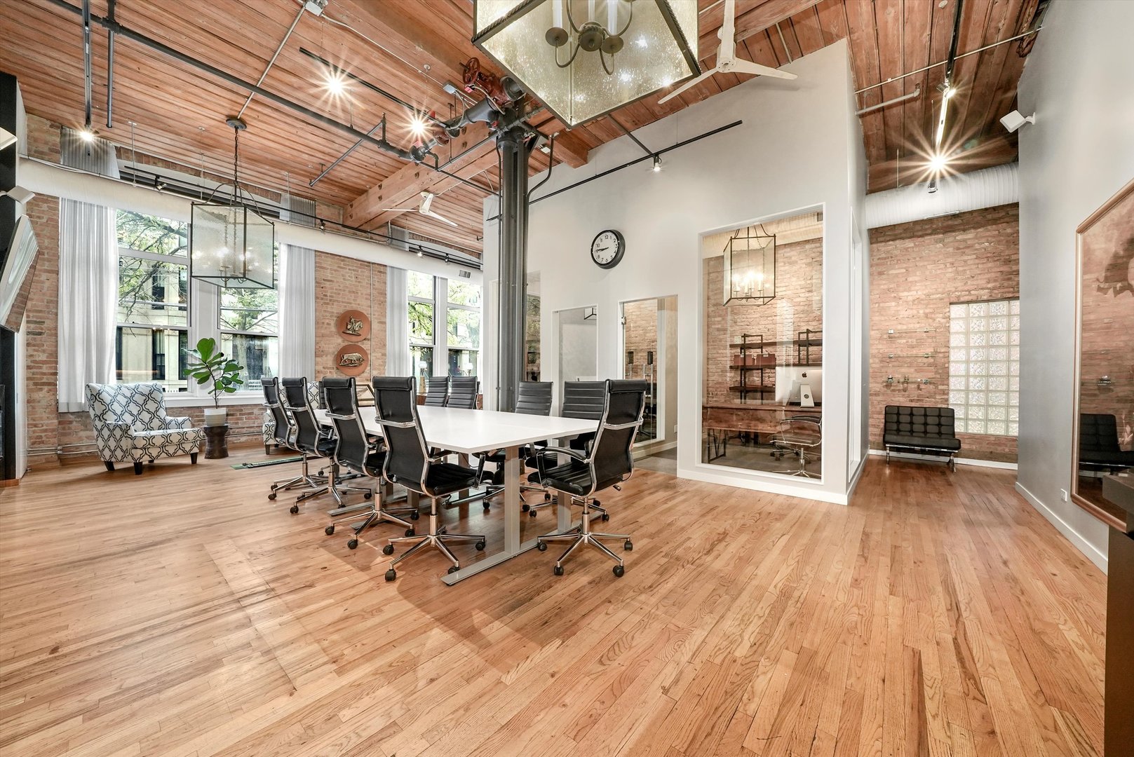 1327 W Washington Boulevard 106