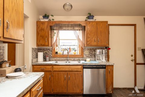 Tiny photo for 1710 Chestnut Hill Road, Plainfield, IL 60586 (MLS # 12434087)