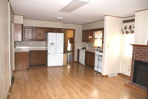 Tiny photo for 321 E Elm Street, Piper City, IL 60959 (MLS # 12603688)