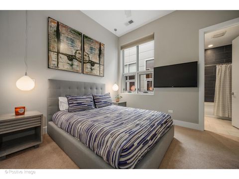 Tiny photo for 18 N Carpenter Street #PHN, Chicago, IL 60607 (MLS # 12494214)