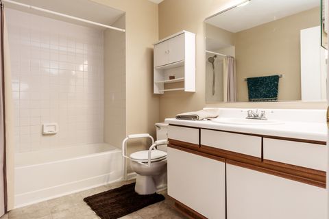 Tiny photo for 2933 Heatherwood Drive, Schaumburg, IL 60194 (MLS # 12460162)