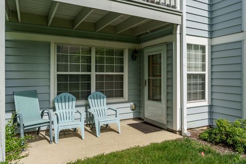 Tiny photo for 2933 Heatherwood Drive, Schaumburg, IL 60194 (MLS # 12460162)