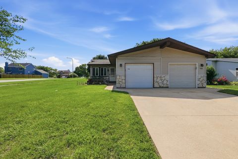 Tiny photo for 700 Michigan Avenue, South Elgin, IL 60177 (MLS # 12690391)