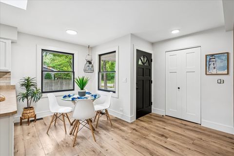 Tiny photo for 9802 W Oak Forest Drive, Beach Park, IL 60099 (MLS # 12505196)