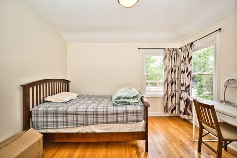 Tiny photo for 6707 N Saint Louis Avenue, Lincolnwood, IL 60712 (MLS # 12633306)