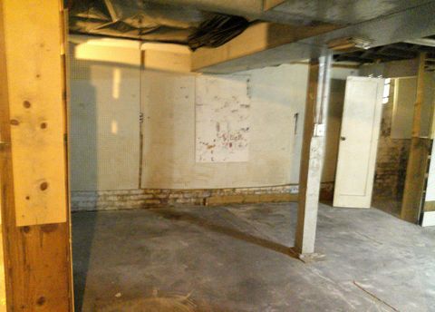 Tiny photo for 958 W William Street, Decatur, IL 62522 (MLS # 12444158)