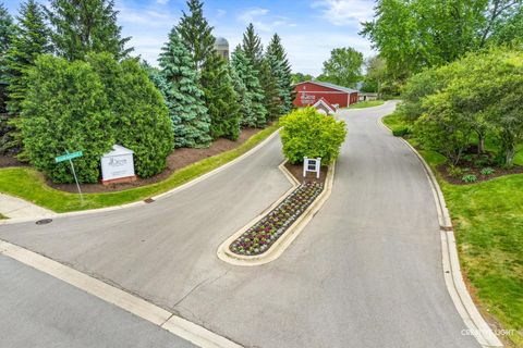 Tiny photo for 3112 Turnberry Road, St. Charles, IL 60174 (MLS # 12649141)