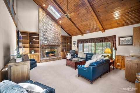 Tiny photo for 3112 Turnberry Road, St. Charles, IL 60174 (MLS # 12649141)
