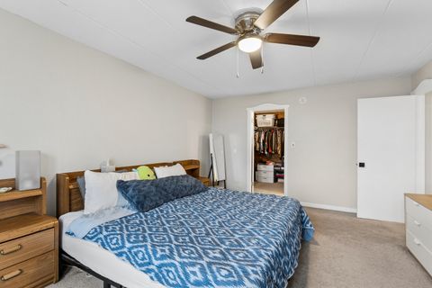 Tiny photo for 1 Renaissance Place #717, Palatine, IL 60067 (MLS # 12582260)