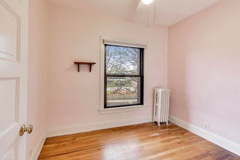 Tiny photo for 847 Judson Avenue #2, Evanston, IL 60202 (MLS # 12523510)