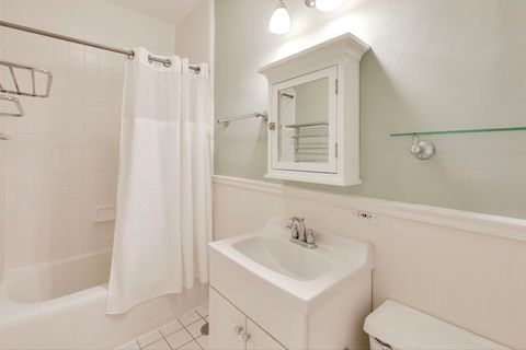Tiny photo for 847 Judson Avenue #2, Evanston, IL 60202 (MLS # 12523510)