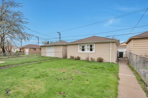 Tiny photo for 3904 W 58th Place, Chicago, IL 60629 (MLS # 12616758)