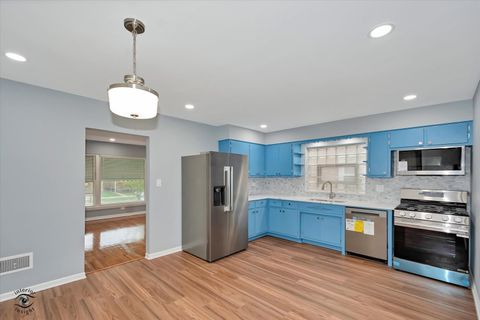 Tiny photo for 3904 W 58th Place, Chicago, IL 60629 (MLS # 12616758)