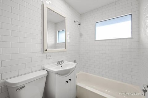 Tiny photo for 4 Austin Avenue, Carpentersville, IL 60110 (MLS # 12477696)