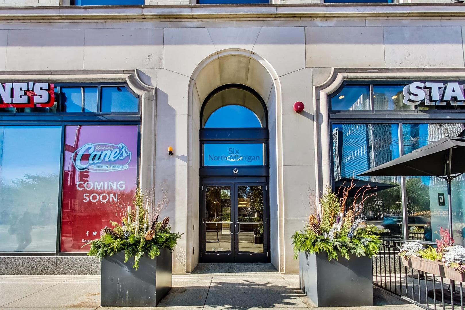 6 N Michigan Avenue 705