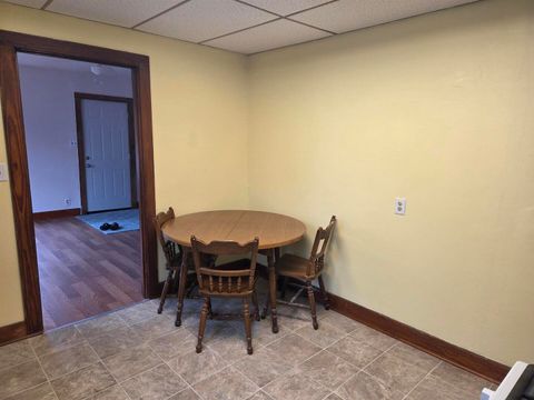 Tiny photo for 107 W Carpenter Street, Mcleansboro, IL 62859 (MLS # 100000172)