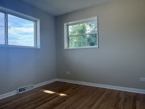 Tiny photo for 180 E Northwest Highway #A, Des Plaines, IL 60016 (MLS # 12774166)