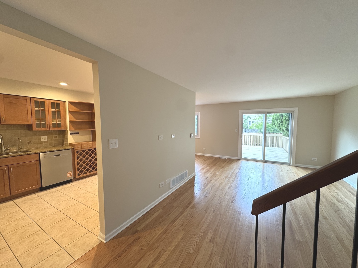 638 Lakeside Circle Drive
