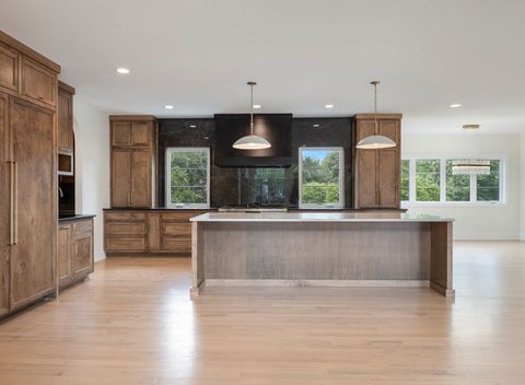 Tiny photo for 8886 Johnston Road, Burr Ridge, IL 60522 (MLS # 12435226)