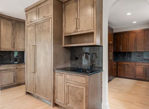 Tiny photo for 8886 Johnston Road, Burr Ridge, IL 60522 (MLS # 12435226)