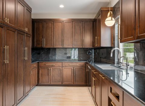 Tiny photo for 8886 Johnston Road, Burr Ridge, IL 60522 (MLS # 12435226)