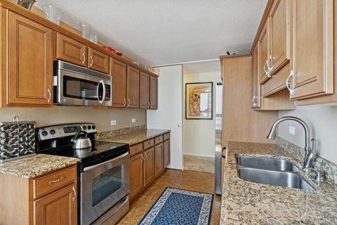 Tiny photo for 360 E RANDOLPH Street #1208, Chicago, IL 60601 (MLS # 12460518)