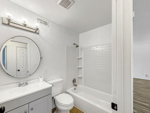 Tiny photo for 1342 S 14th Street #B2, St. Charles, IL 60174 (MLS # 12671971)