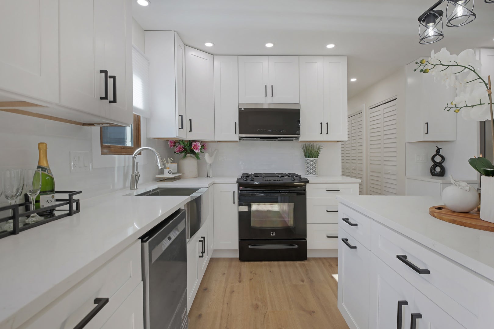 1447 Comanche Drive