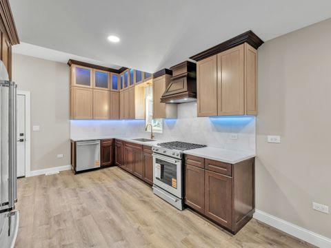 Tiny photo for 1817 Kelly Avenue, Crest Hill, IL 60403 (MLS # 12546016)