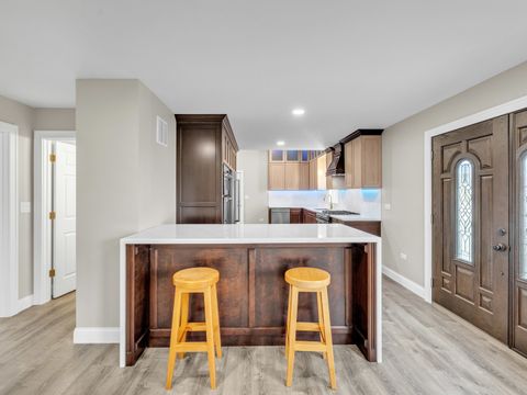 Tiny photo for 1817 Kelly Avenue, Crest Hill, IL 60403 (MLS # 12546016)