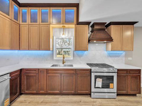 Tiny photo for 1817 Kelly Avenue, Crest Hill, IL 60403 (MLS # 12546016)