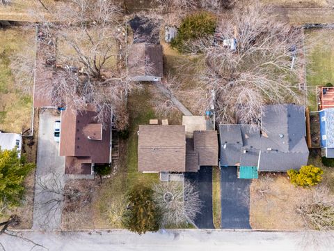 Tiny photo for 1817 Kelly Avenue, Crest Hill, IL 60403 (MLS # 12546016)