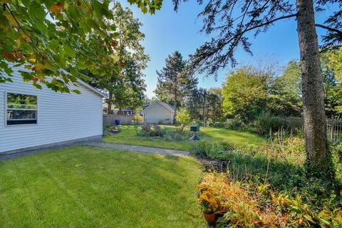 Tiny photo for 414 E Indiana Street, Wheaton, IL 60187 (MLS # 12491820)