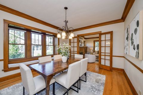 Tiny photo for 414 E Indiana Street, Wheaton, IL 60187 (MLS # 12491820)