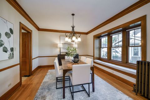 Tiny photo for 414 E Indiana Street, Wheaton, IL 60187 (MLS # 12491820)