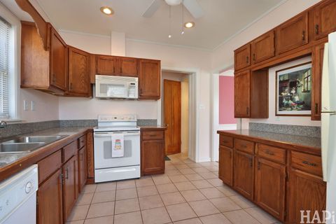 Tiny photo for 2356 Ashland Avenue, Evanston, IL 60201 (MLS # 12508633)