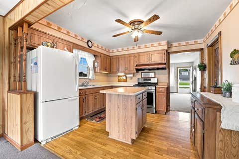 Tiny photo for 10319 S 82nd Avenue, Palos Hills, IL 60465 (MLS # 12734483)