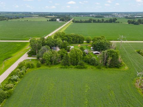 Tiny photo for 2013 Beecher Road, Plano, IL 60545 (MLS # 12702102)