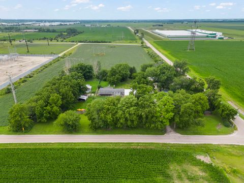 Tiny photo for 2013 Beecher Road, Plano, IL 60545 (MLS # 12702102)